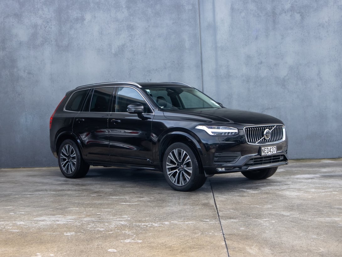 2020 Volvo XC90 at Ebbett Prestige Tauranga