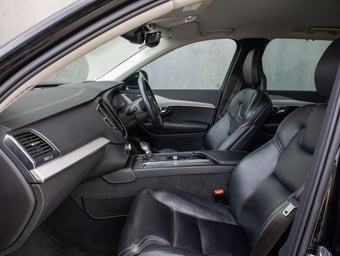 2020 Volvo XC90 at Ebbett Prestige Tauranga