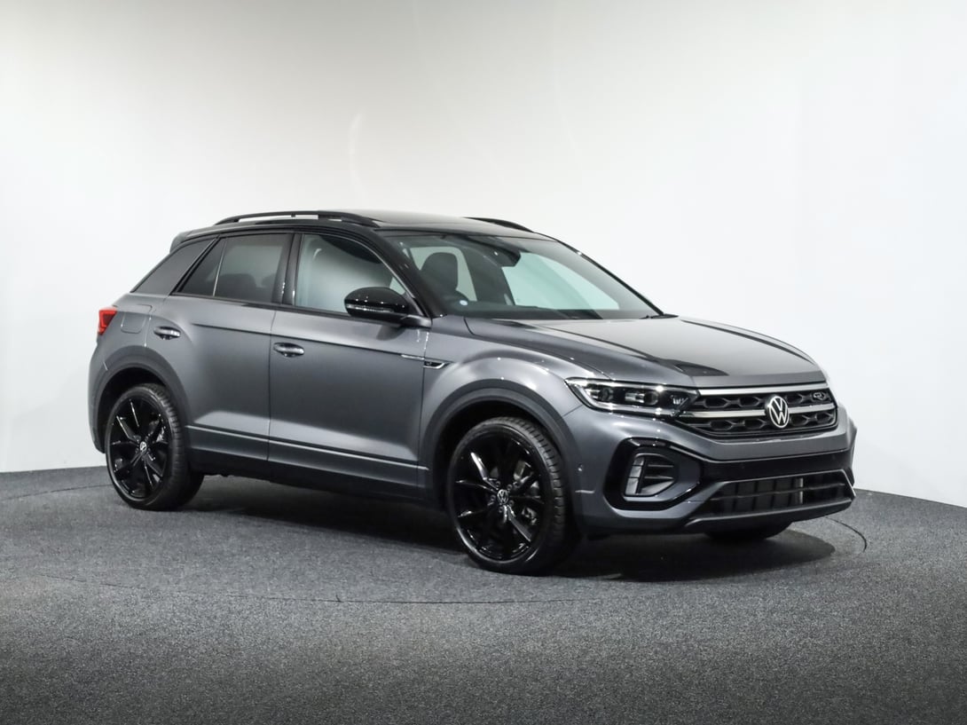 2026 Volkswagen T-Roc at Ebbett Volkswagen & Škoda Hamilton