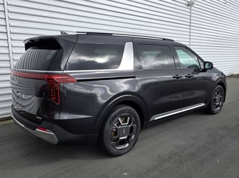 2026 Kia Carnival at Johnston Ebbett