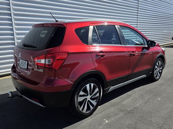 2018 Suzuki SX4 at Johnston Ebbett