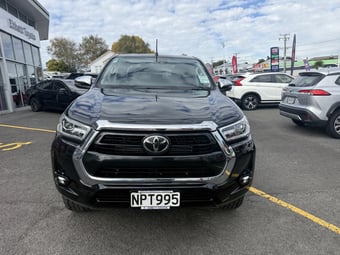 2021 Toyota Hilux at Ebbett Toyota Te Awamutu