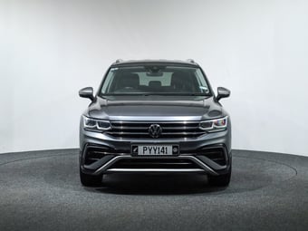 2023 Volkswagen Tiguan at Ebbett Volkswagen & Škoda Hamilton