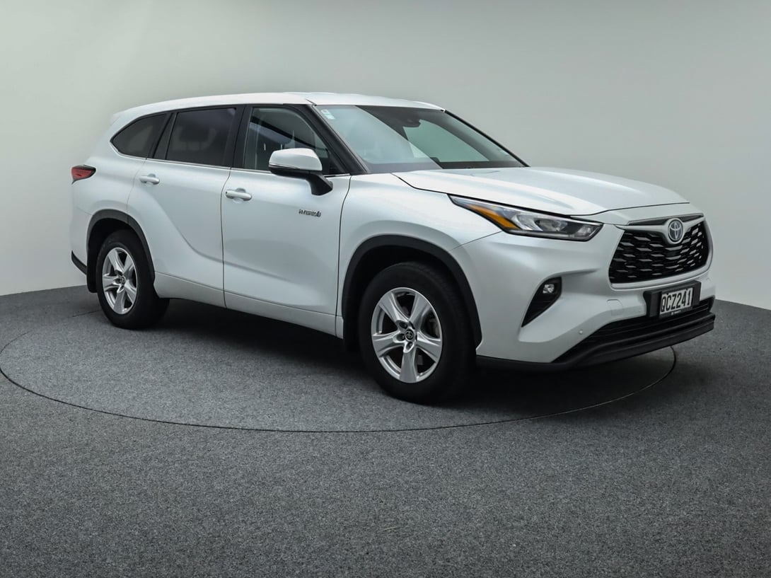 2023 Toyota Highlander at Ebbett Rotorua