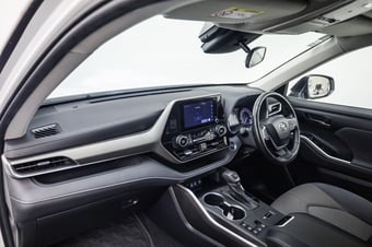 2023 Toyota Highlander at Ebbett Rotorua