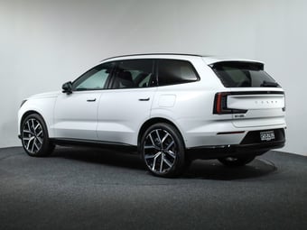 2026 Volvo EX90 at Ebbett Hamilton