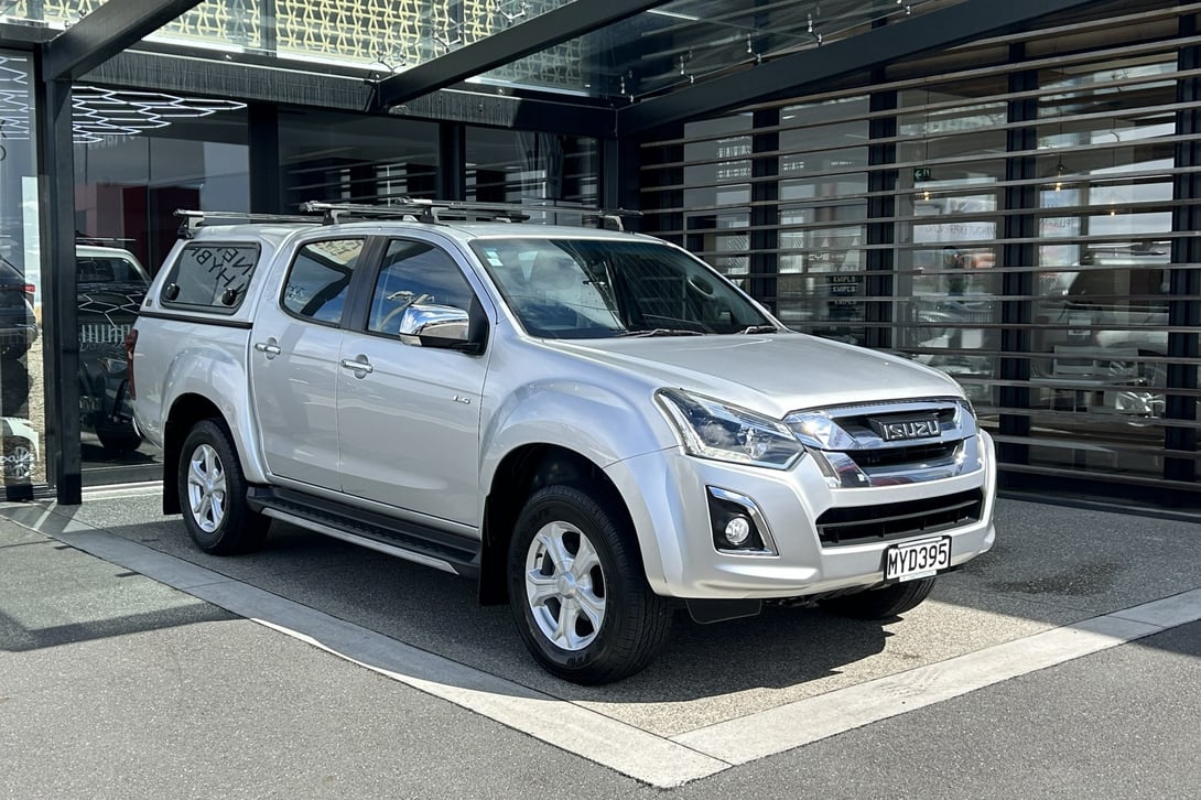 2020 Isuzu D-Max at Ebbett Toyota Hamilton