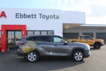 2023 Toyota Highlander at Ebbett Toyota Morrinsville