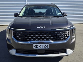 2025 Kia Carnival at Johnston Ebbett