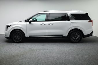 2026 Kia Carnival at Ebbett Pukekohe