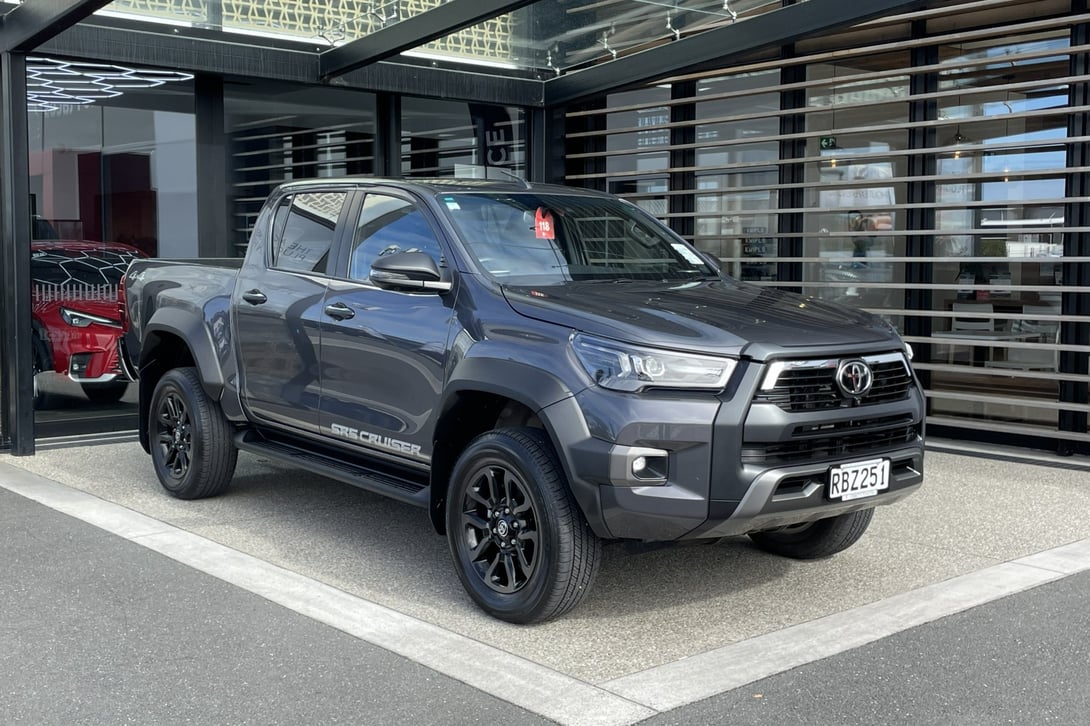 2025 Toyota Hilux at Ebbett Toyota Hamilton