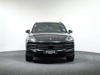 2023 Porsche Cayenne at Ebbett Volkswagen & Škoda Hamilton