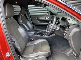 2018 Volvo XC40 at Ebbett Hamilton
