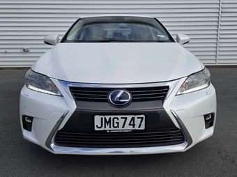 2015 Lexus CT 200H at Johnston Motors