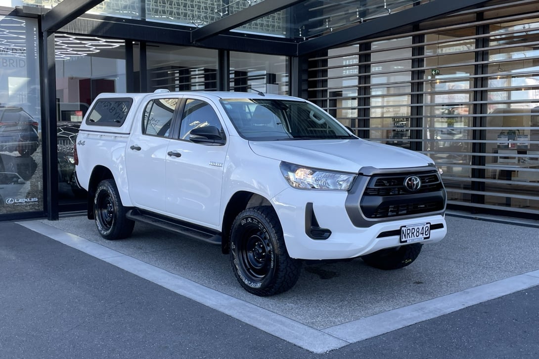 2021 Toyota Hilux at Ebbett Toyota Hamilton