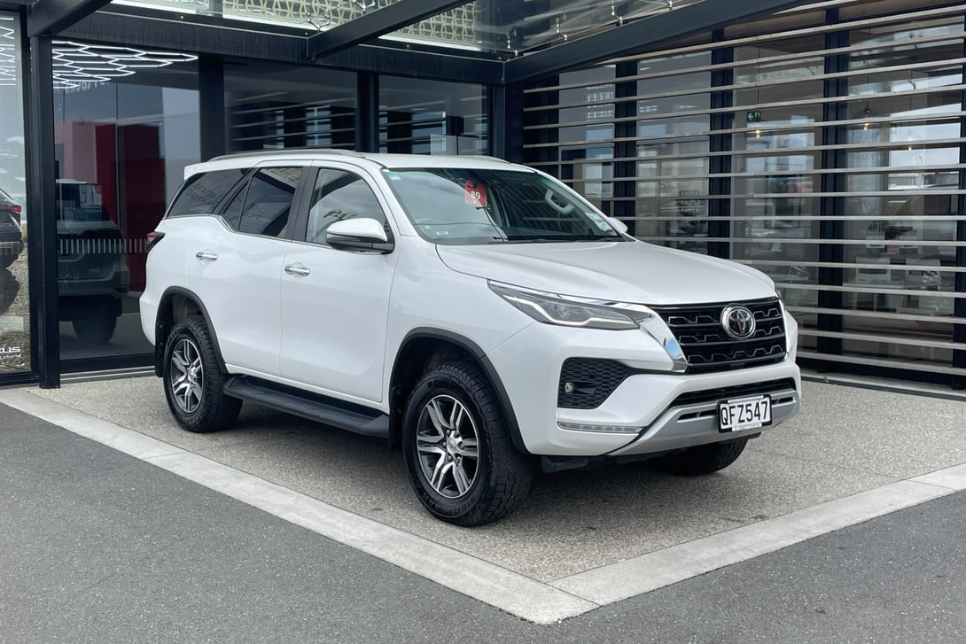 2023 Toyota Fortuner at Ebbett Toyota Hamilton