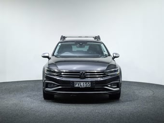 2023 Volkswagen Passat at Ebbett Volkswagen & Škoda Hamilton