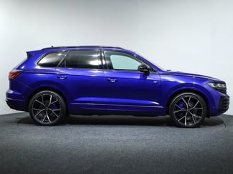 2024 Volkswagen Touareg at Ebbett Volkswagen & Škoda Hamilton