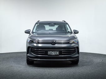 2024 Volkswagen Tiguan at Ebbett Volkswagen & Škoda Hamilton