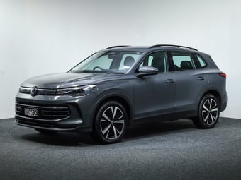2024 Volkswagen Tiguan at Ebbett Volkswagen & Škoda Hamilton
