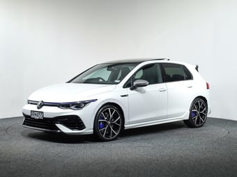 2024 Volkswagen Golf at Ebbett Volkswagen & Škoda Hamilton