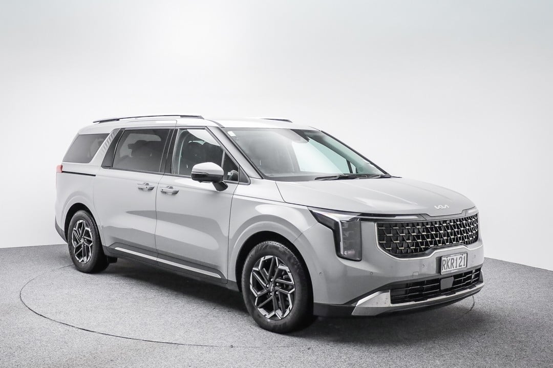 2025 Kia Carnival at Ebbett Pukekohe