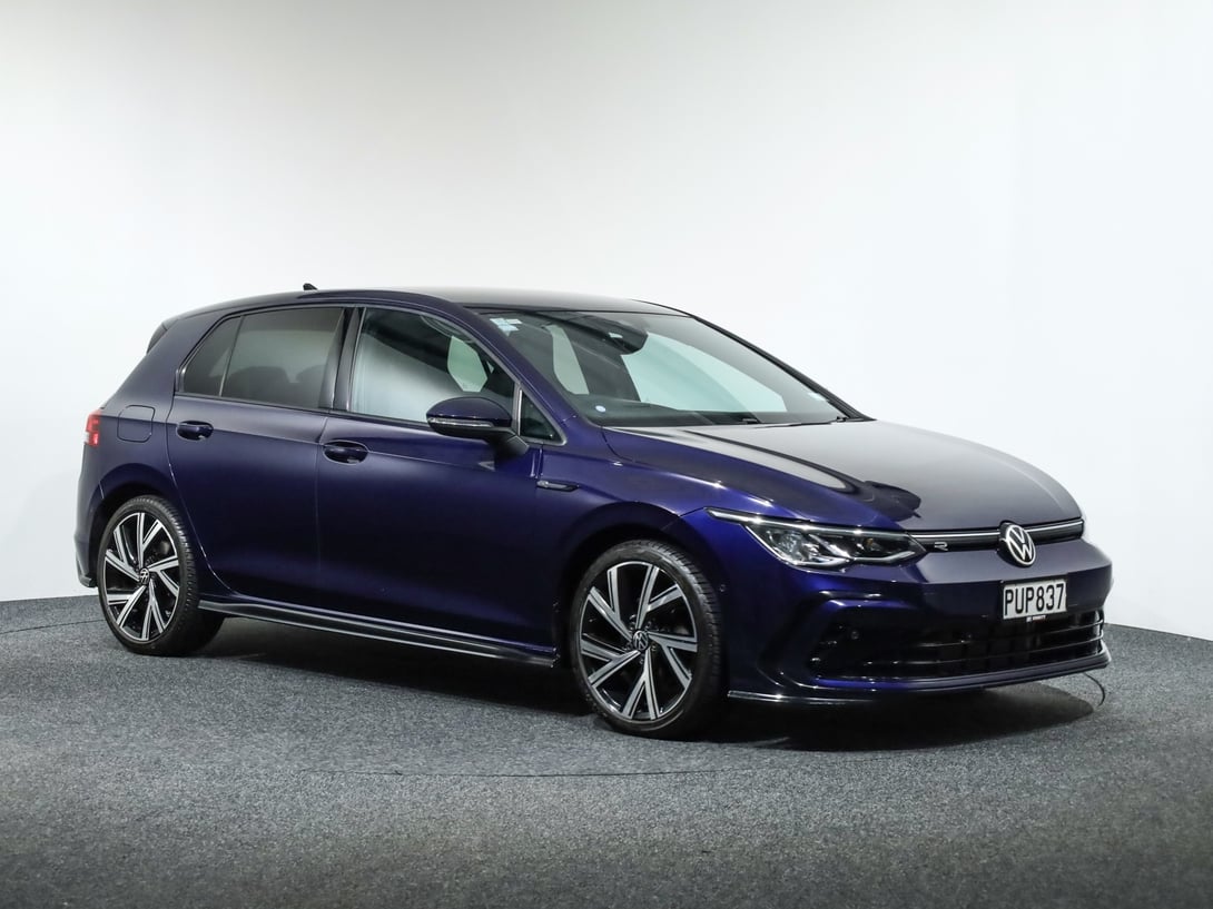 2021 Volkswagen Golf at Ebbett Volkswagen & Škoda Hamilton