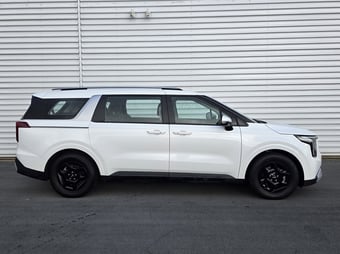 2025 Kia Carnival at Johnston Ebbett