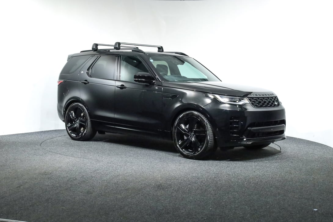 2026 Land Rover Discovery at Duncan & Ebbett Hamilton