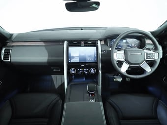 2026 Land Rover Discovery at Duncan & Ebbett Hamilton