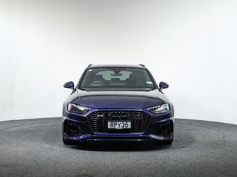 2022 Audi RS4 at Ebbett Volkswagen & Škoda Hamilton