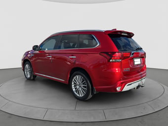 2020 Mitsubishi Outlander at Ebbett Tauranga