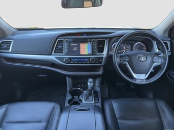 2017 Toyota Highlander at Ebbett Tauranga