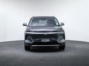 2026 Geely Starray EM-i at Ebbett The Base