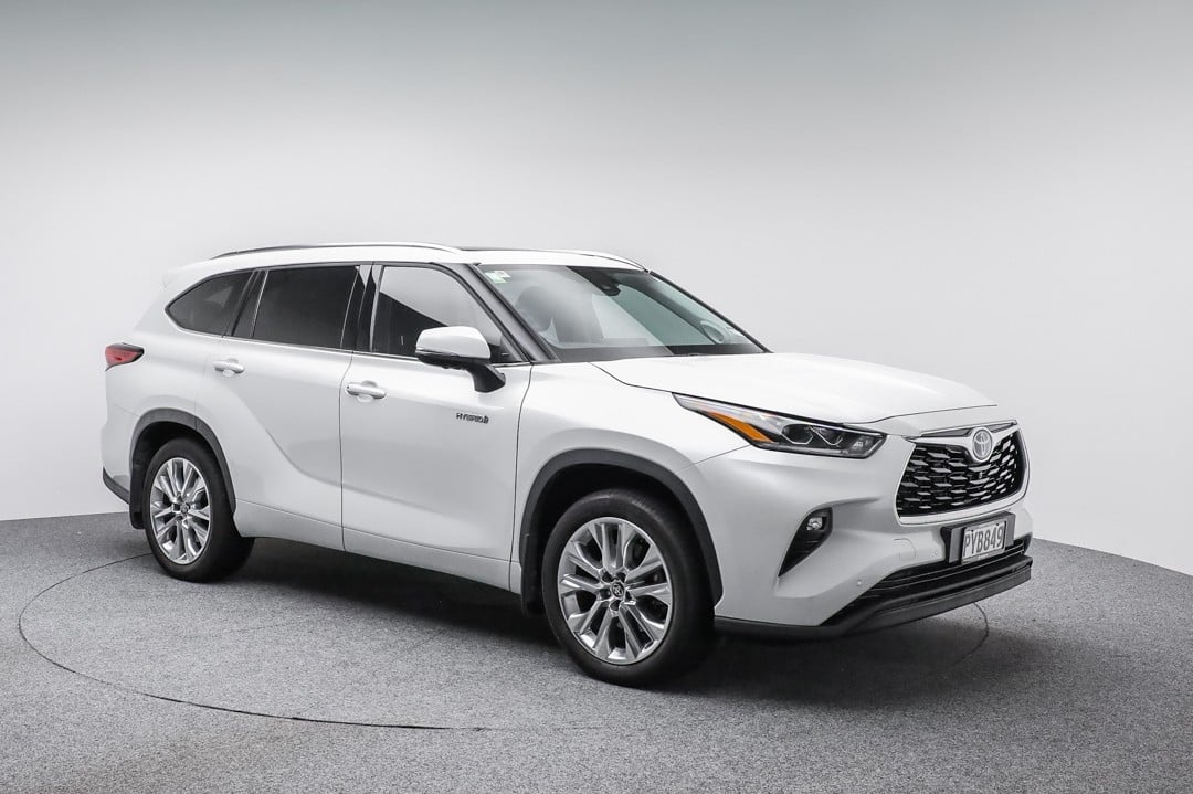2023 Toyota Highlander at Ebbett Pukekohe