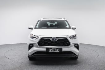 2023 Toyota Highlander at Ebbett Pukekohe