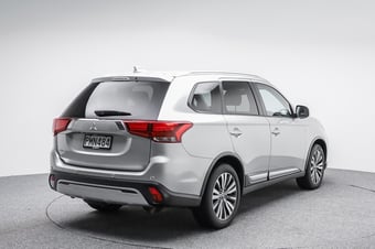 2022 Mitsubishi Outlander at Ebbett Pukekohe