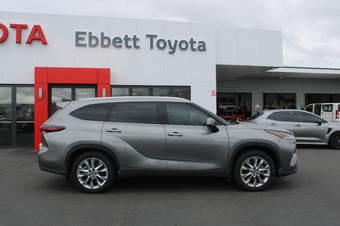 2025 Toyota Highlander at Ebbett Toyota Morrinsville