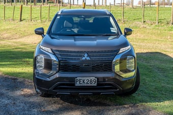 2022 Mitsubishi Outlander at Jim Wright