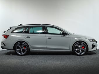 2026 Skoda Octavia at Ebbett Volkswagen & Škoda Hamilton