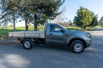 2023 Nissan Navara at Jim Wright