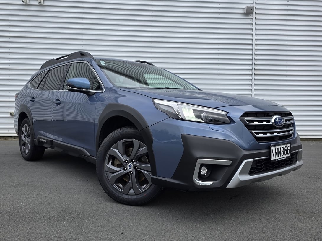 2021 Subaru Outback at Johnston Ebbett
