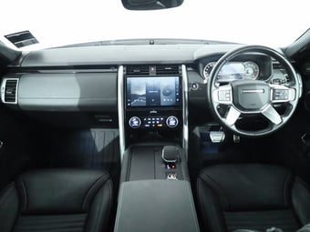 2022 Land Rover Discovery at Duncan & Ebbett Hamilton