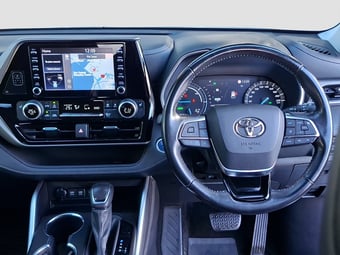 2021 Toyota Highlander at Ebbett Tauranga