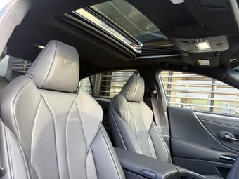 2026 Lexus ES 300H at Lexus of Hamilton