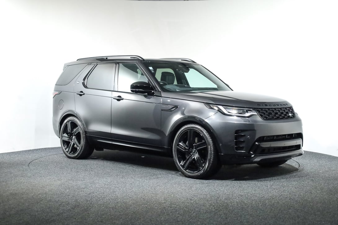 2026 Land Rover Discovery at Duncan & Ebbett Hamilton