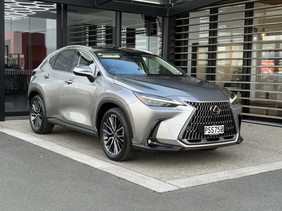 2023 Lexus NX 350h at Lexus of Hamilton