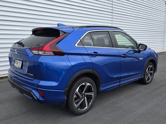 2022 Mitsubishi Eclipse at Johnston Ebbett