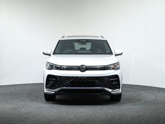 2026 Volkswagen Tiguan at Ebbett Volkswagen & Škoda Hamilton