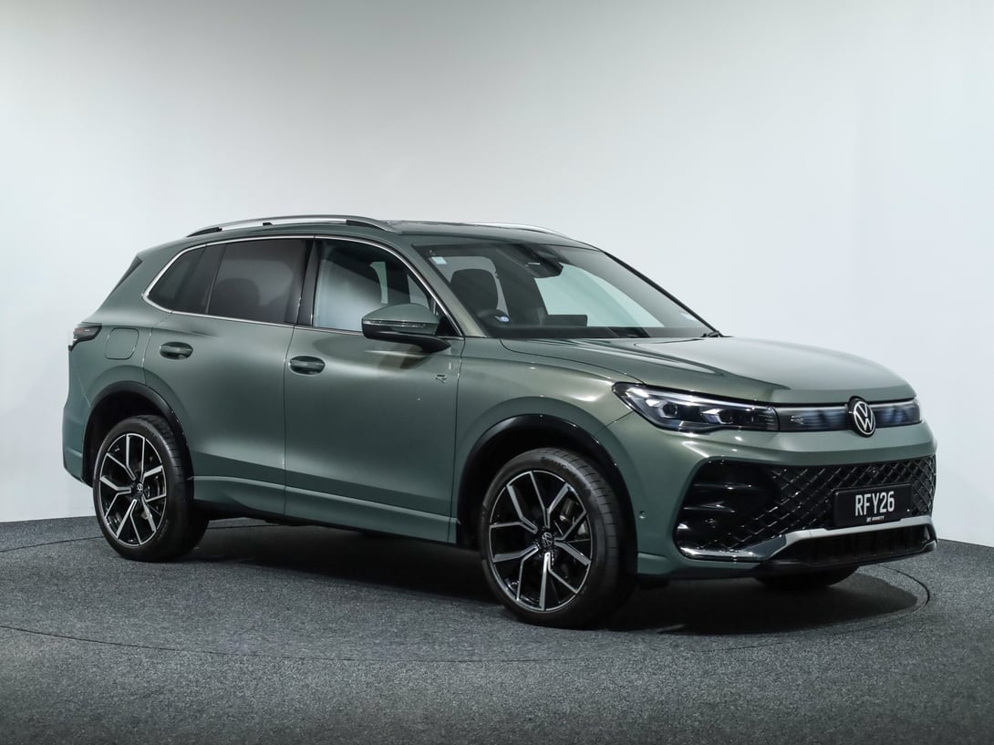 2025 Volkswagen Tiguan at Ebbett Volkswagen & Škoda Hamilton